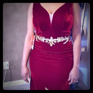 bridesmaid gown(burgundy/gold)
